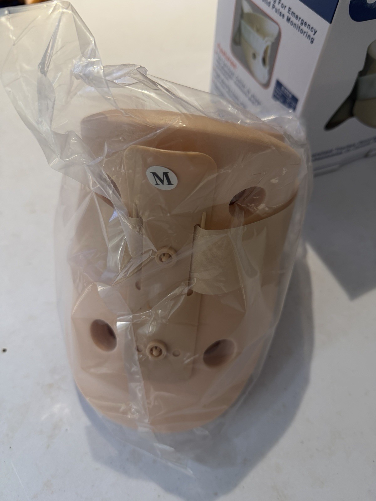 Cervical Collar Size M Open Box Unused Support