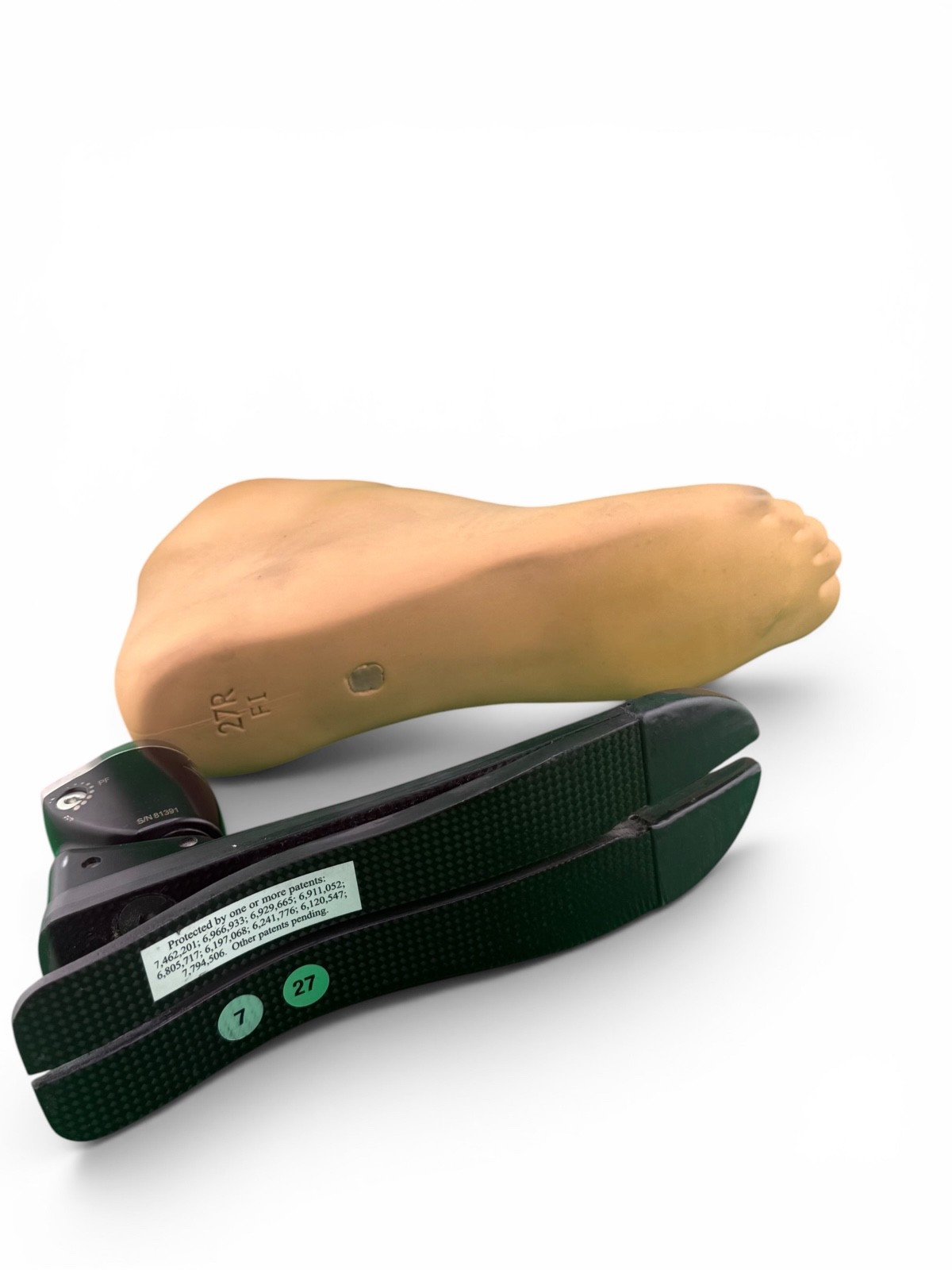 kinterra hydraulic ankle prosthetic foot. Size 27 Category 7. Right shell