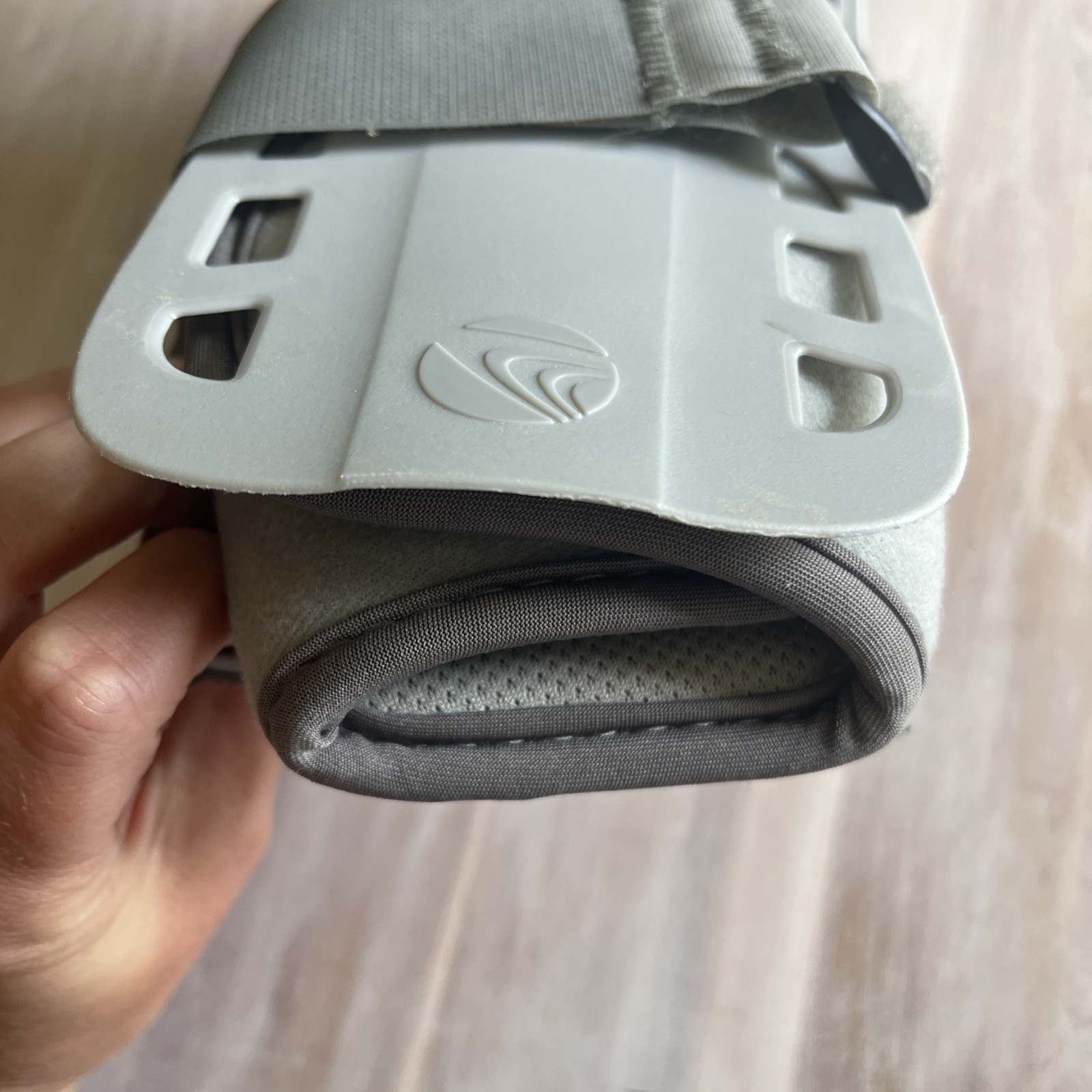 Breg Genesis Mid-Calf Full Shell Walking Boot, Orthopedic Walker Boot SMALL