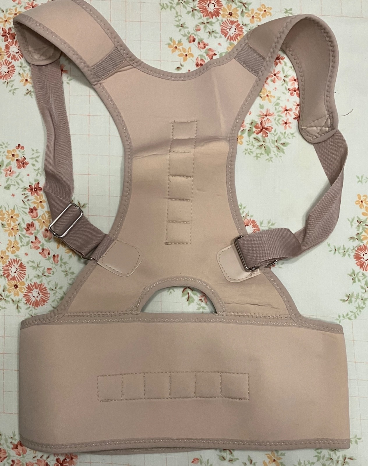 Back Brace. Unisex. Padded, Adjustable