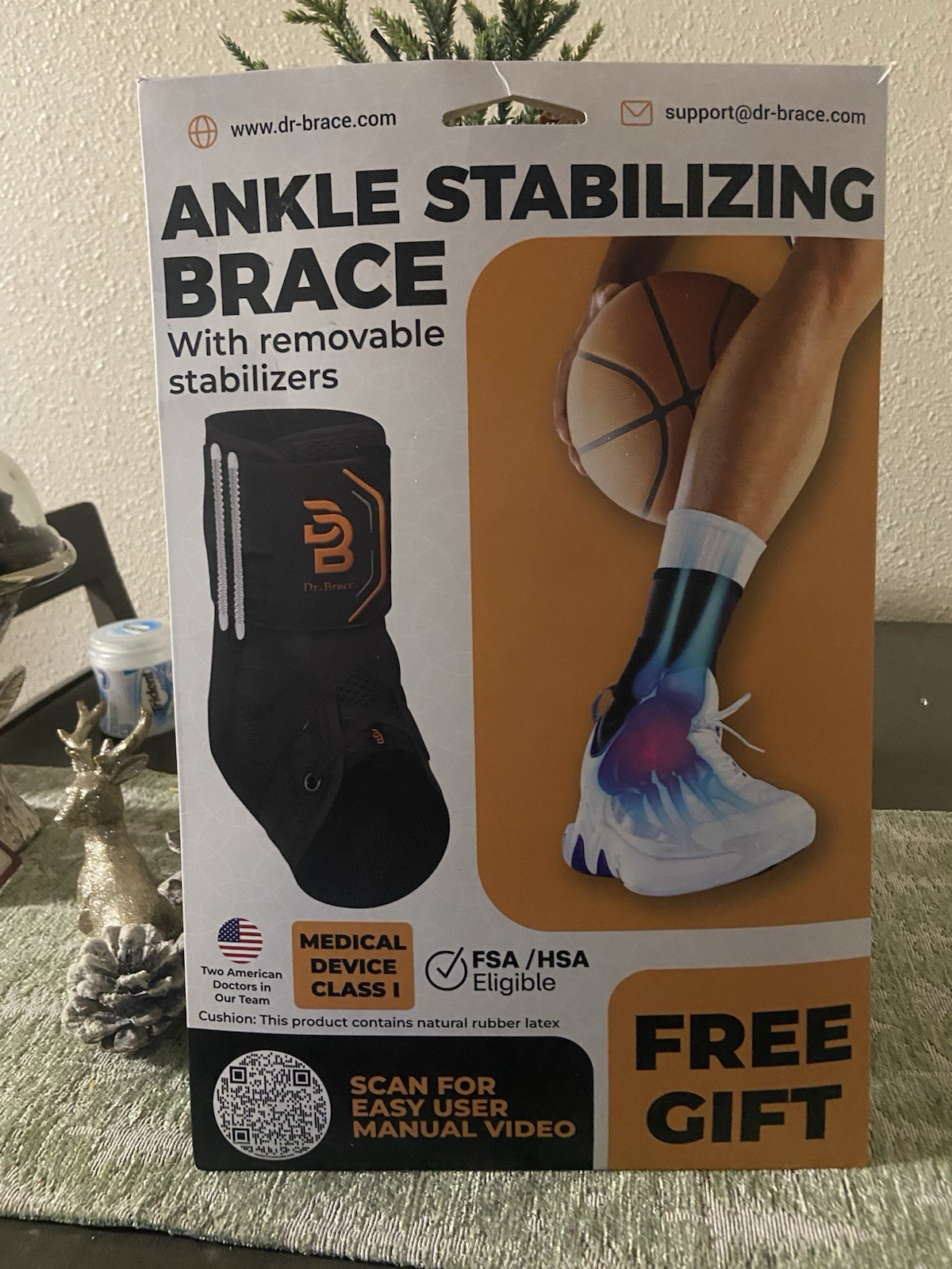 Dr. Brace Ankle Stabilizing Brace white Size M Removable Stabilizers Adult
