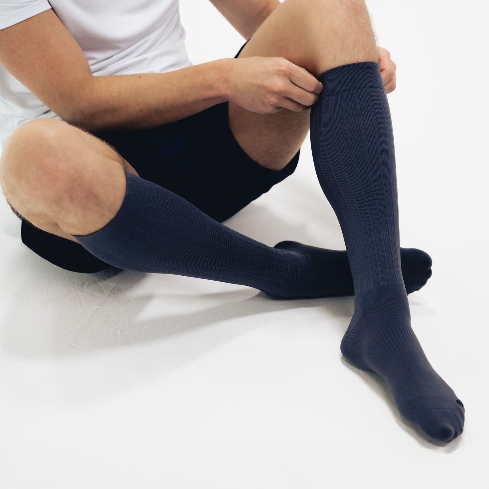 OS1st Wellness Compression Socks for circulation, swelling, deep Large, Black