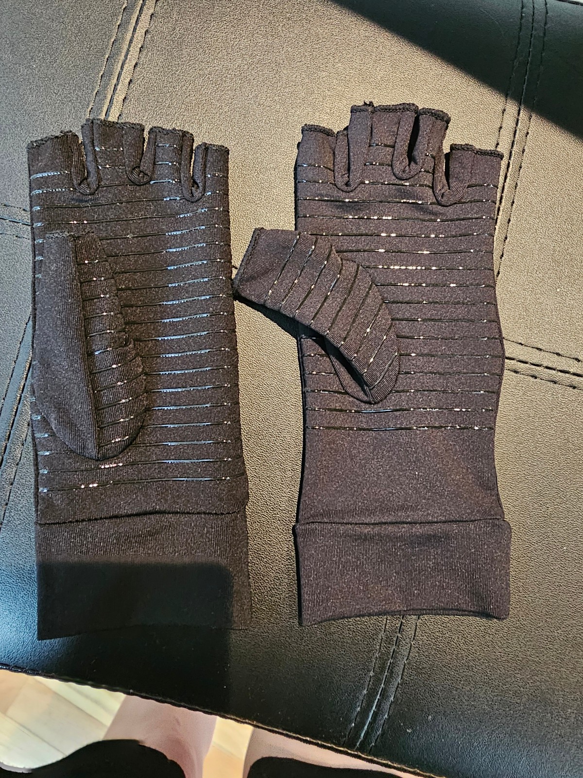 Two left hand compression gloves, Copper Fit, Henotic, grip, fingerless