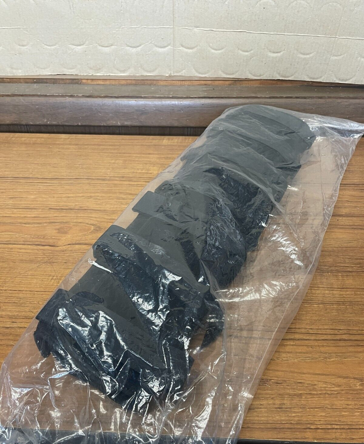 Breg DLX Tri Panel Knee IMMOB 24″ VP40106-070 *