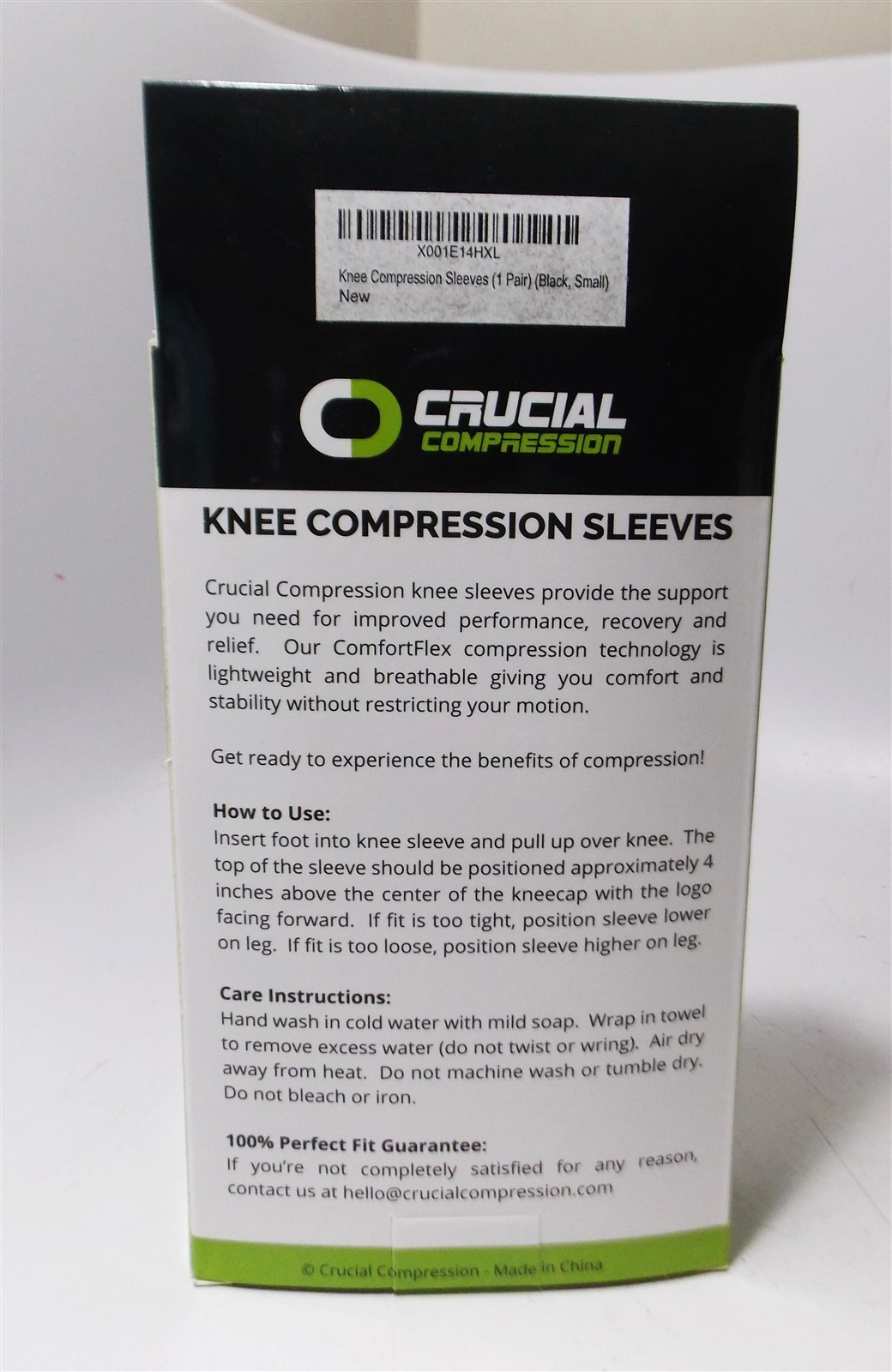 Crucial Compression Knee Compression Sleeves 1 Pair / Black / Size Small