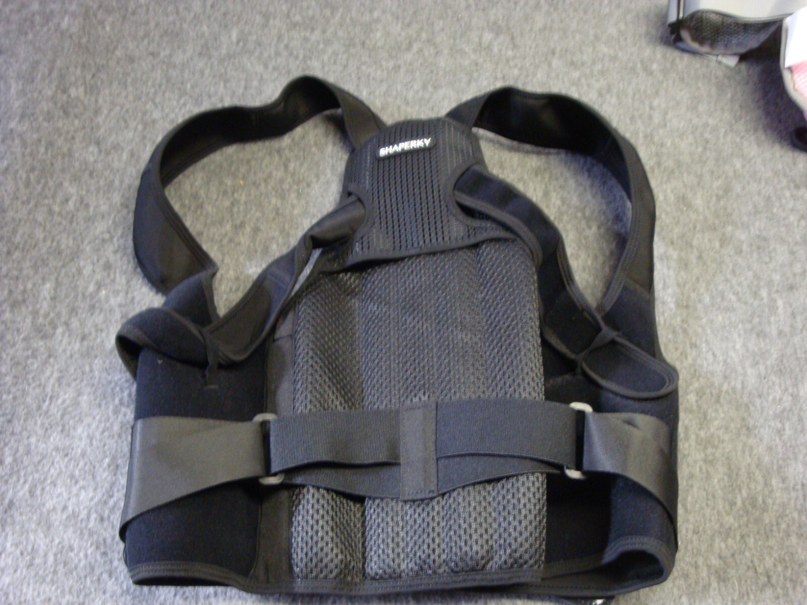 Shaperky upper back brace size s/m adjustable up to 32 inch midsection