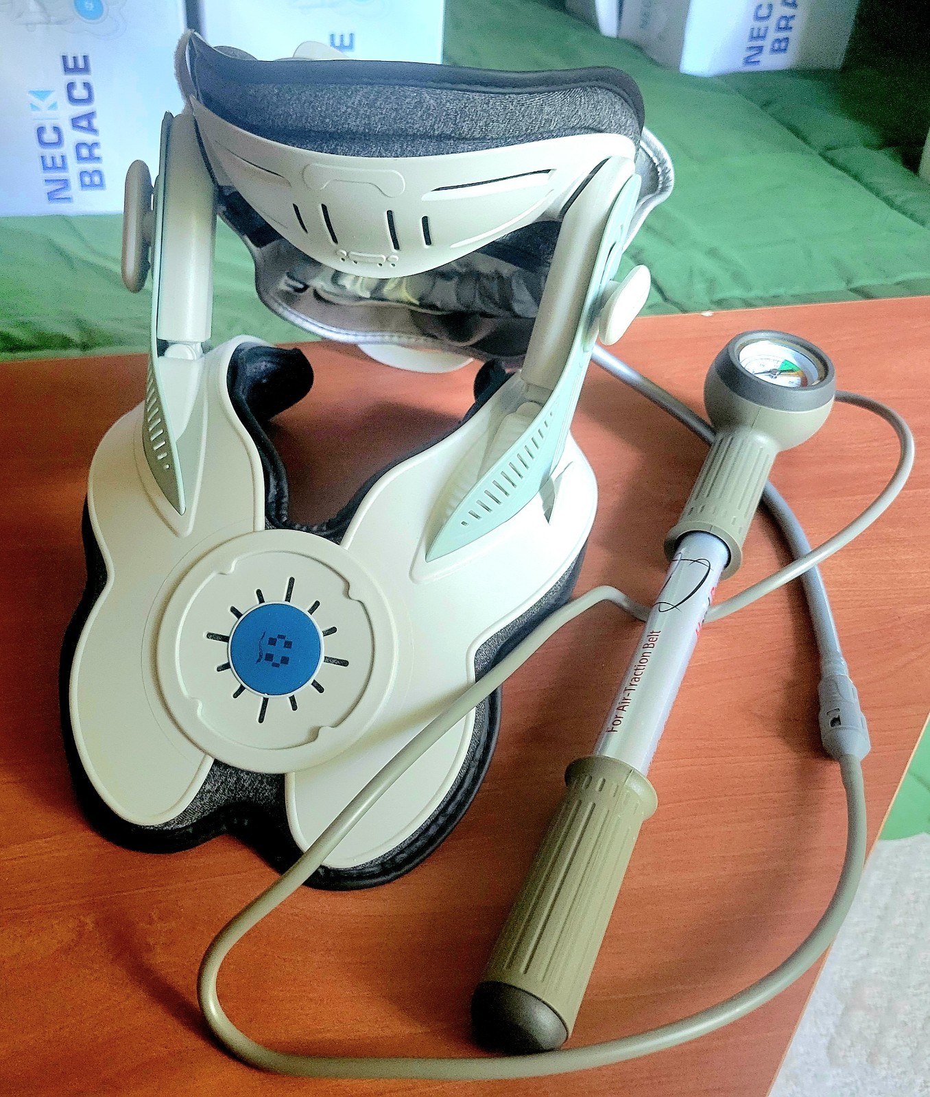 Cervical Neck Brace Adjustable Hand Pump
