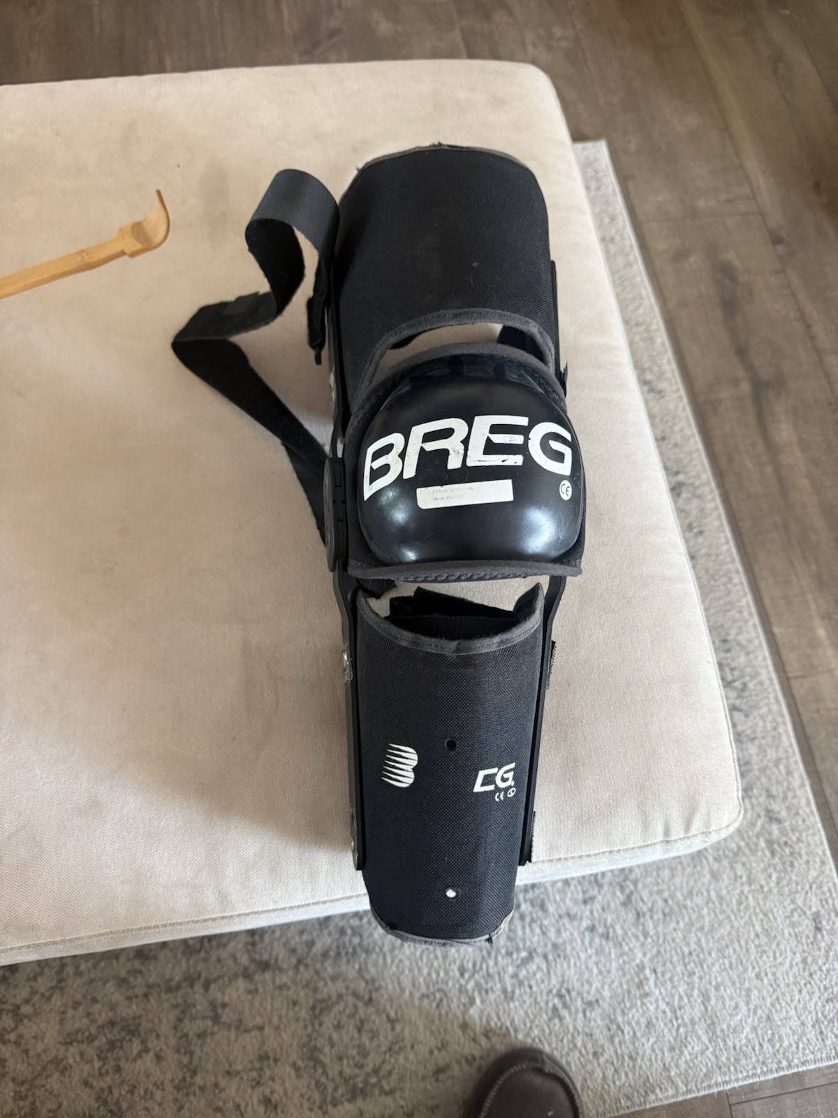 Breg Knee Brace Knee Cap Protector ACL MCL Size L/ XL