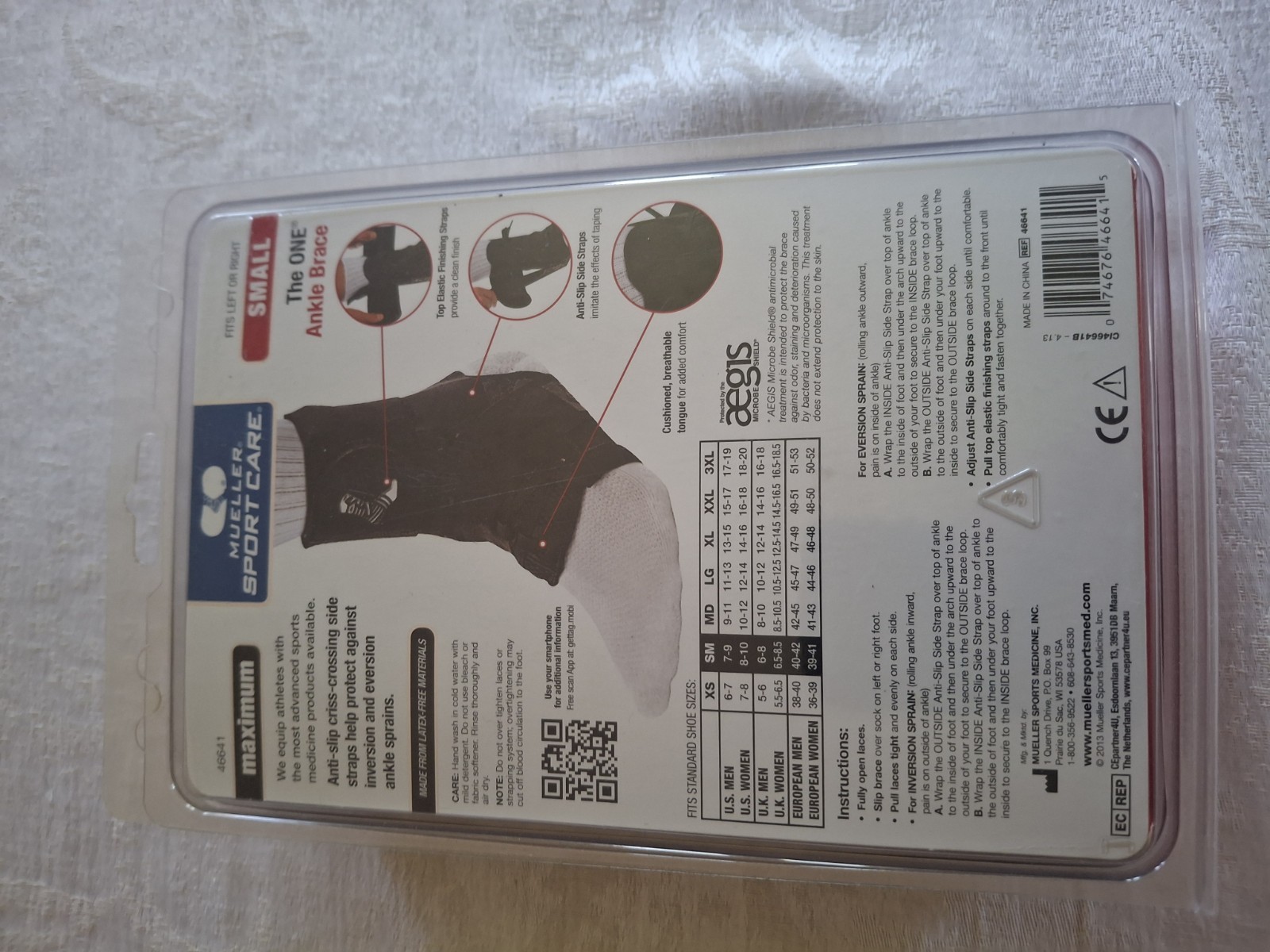 Mueller Sports Care Ankel Brace Size Small