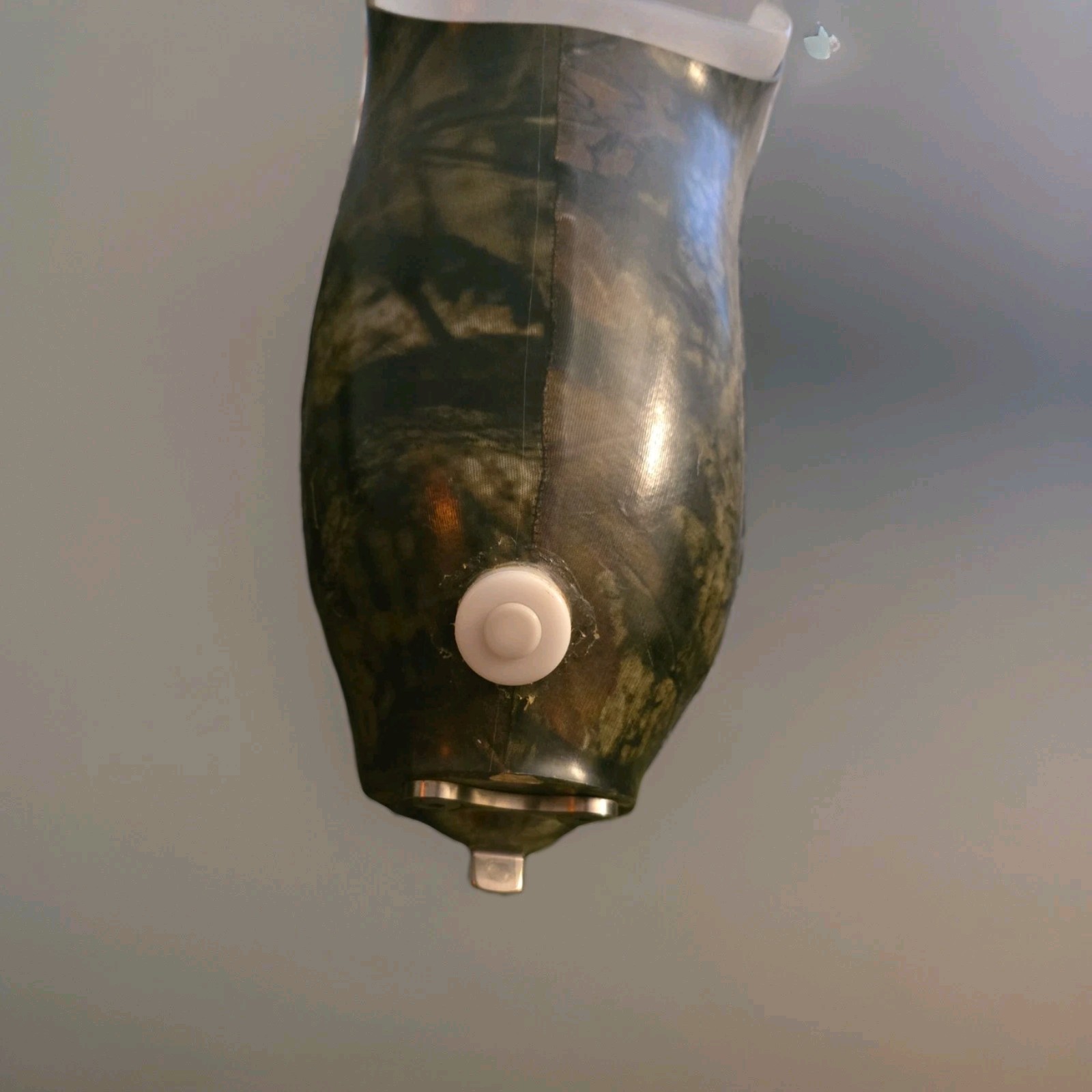 Hard Shell Right SOCKET with Fully Functioning Vacuum Valve
