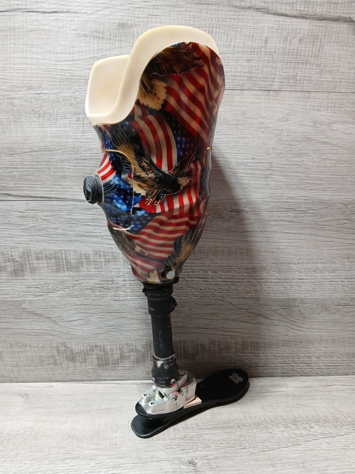 K2 Odyssey Hydraulic Ankle Prosthetic American Flag Below-Knee W Boa Tightening