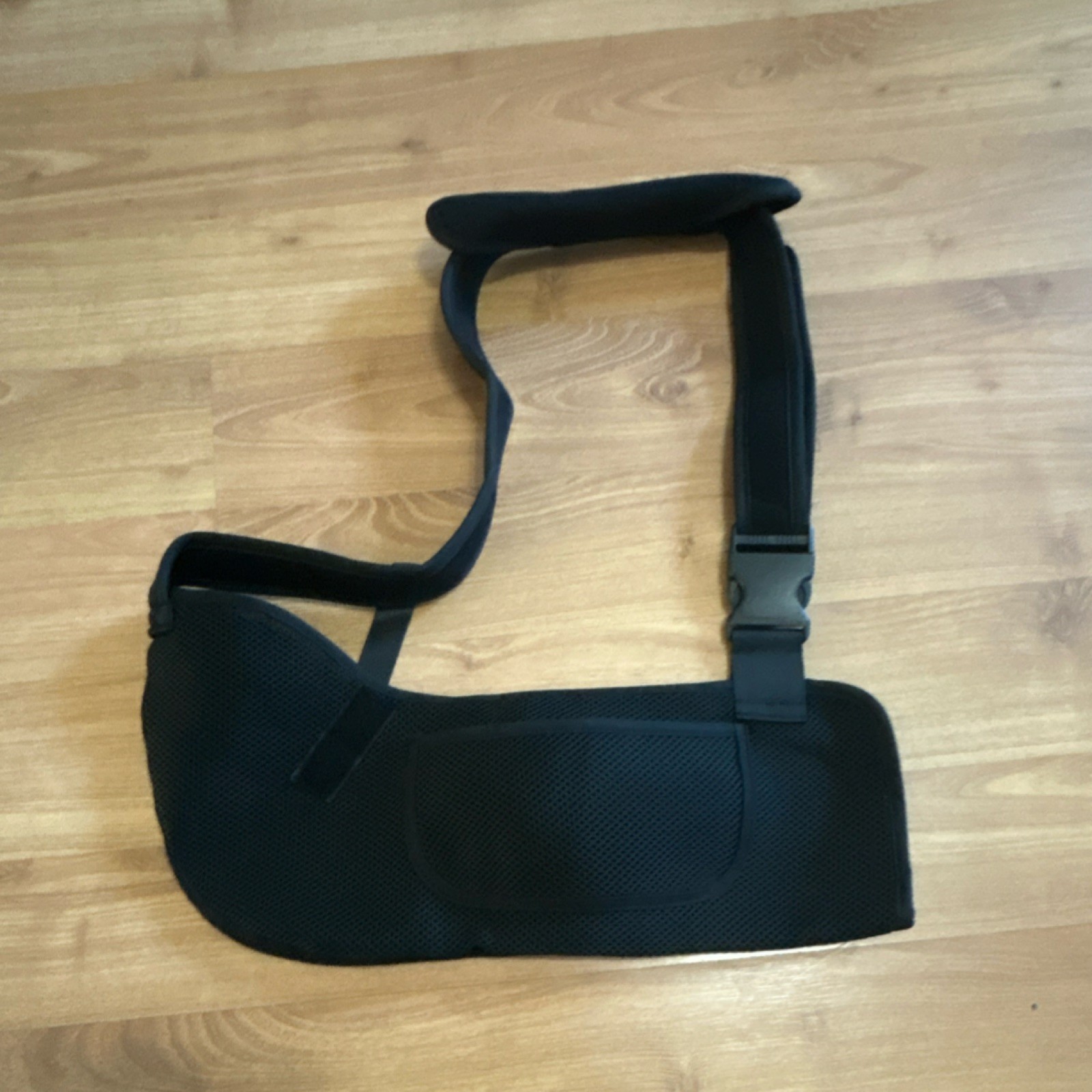 Adjustable Padded Arm/Shoulder Sling for Immobilization Support Black One Size