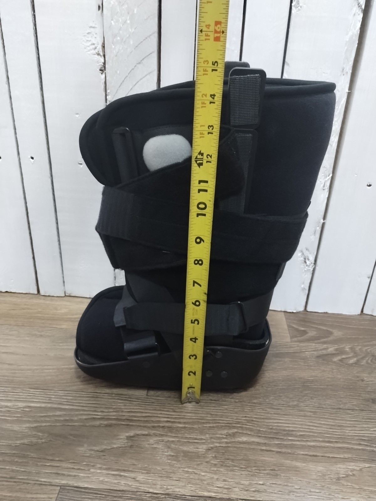 Maxtrax Orthopedic Walking Boot Size Small Brace Inflate Ankle Foot DJO, LLC