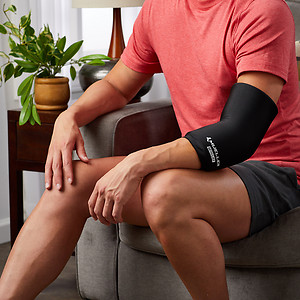Mueller EZRelief™ Sleeve
