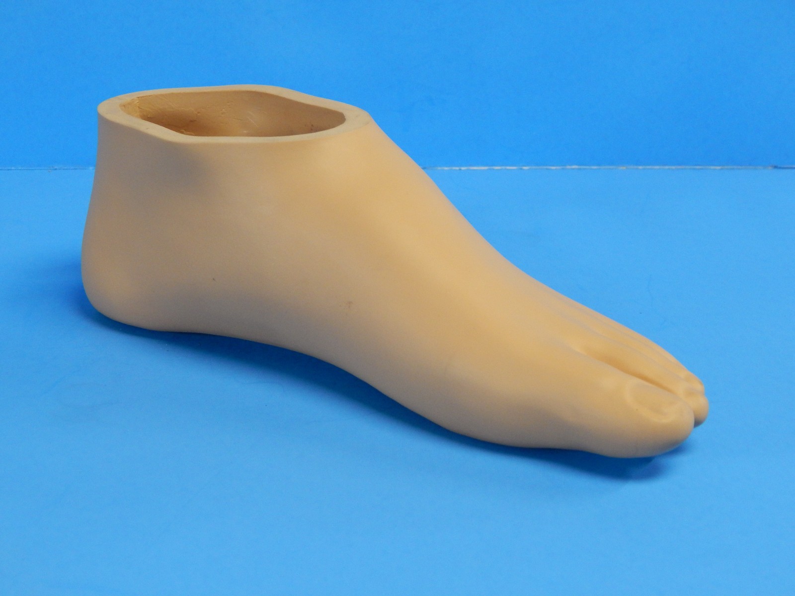 Freedom Prosthetic Foot Shell Size 24 cm LEFT