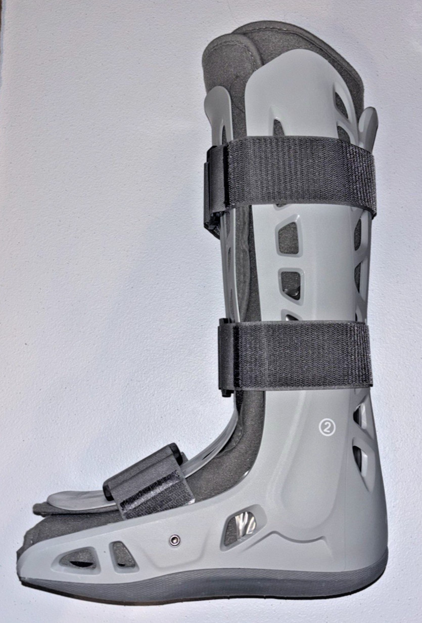 Aircast AirSelect Medium Gray Walker Brace and Walking Boot