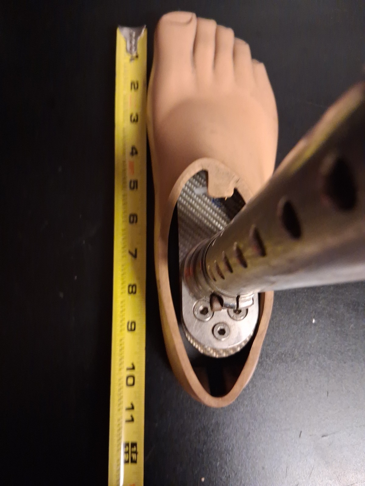 Pre-Owned Evolution Ind Prosthetic Leg Below The Knee Right Foot. Military, POW