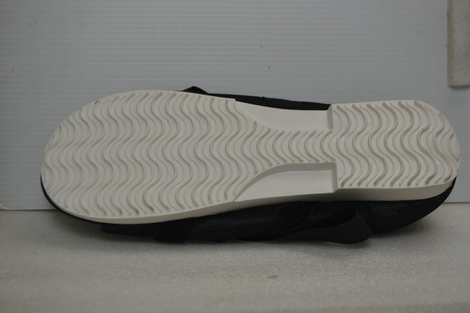 ProCare Medical Surgey Shoe Mens large New in package