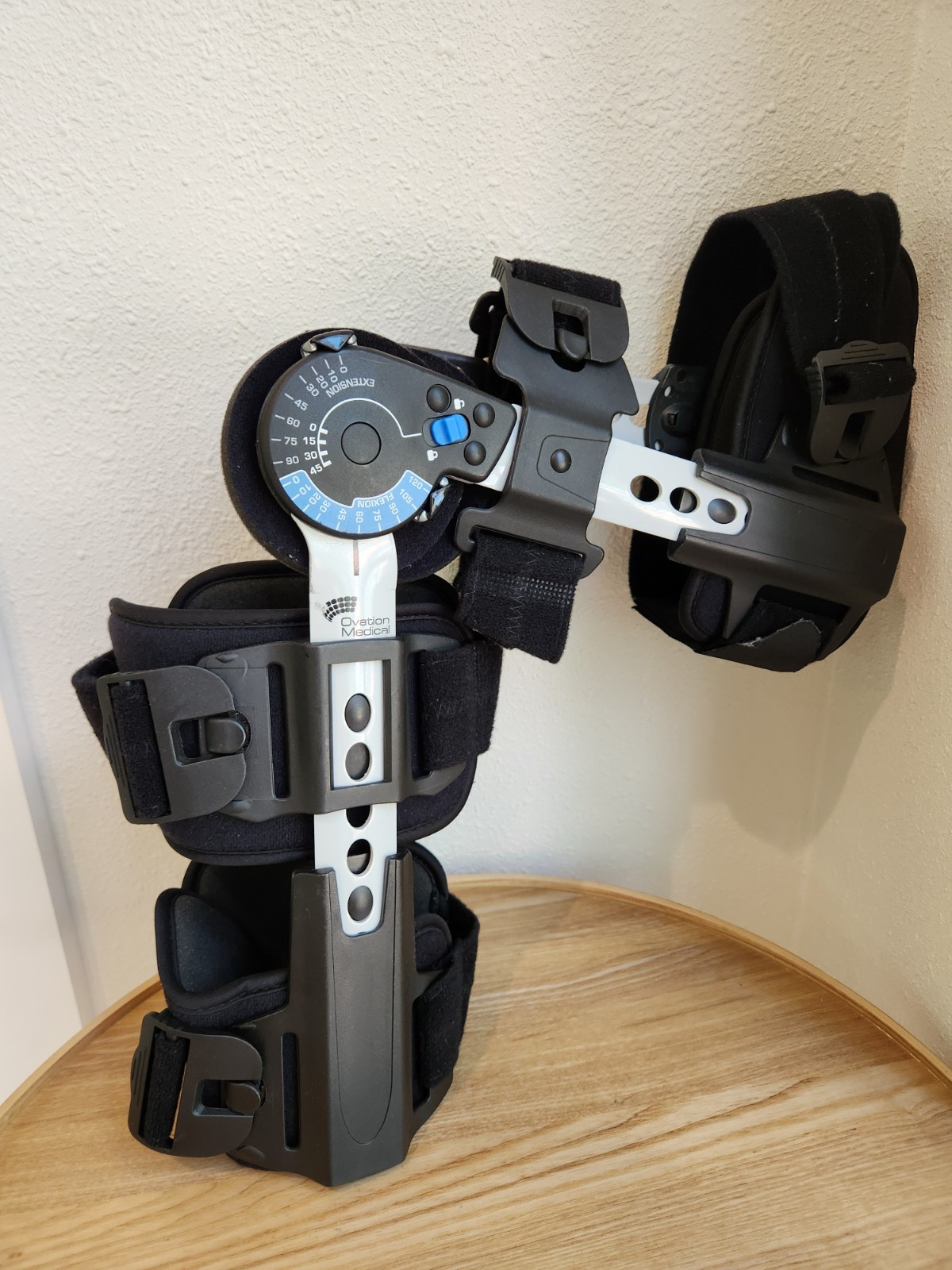 Ovation Medical Adjustable Hinged Knee Brace Stabilization Size