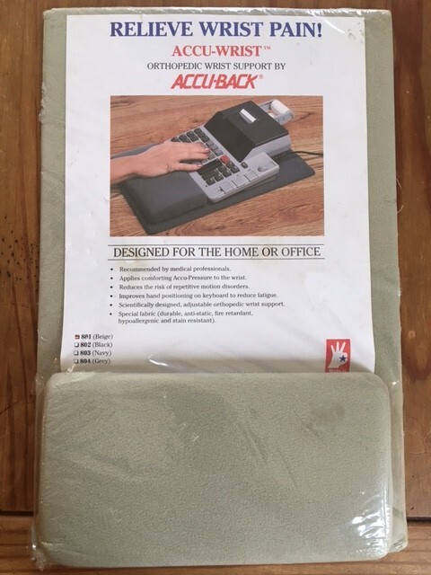 ORTHOPEDIC KEYBOARD WRIST SUPPORT ACCU-WRIST NEW BEIGE