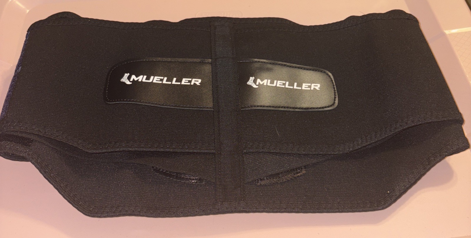 MUELLER Sports Medicine Adjustable Lumbar Back Brace with Removable Pad, Black