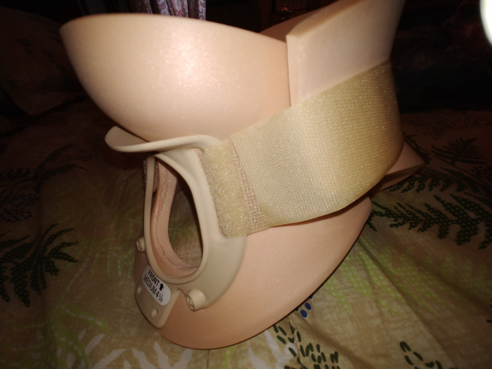 Collar Neck