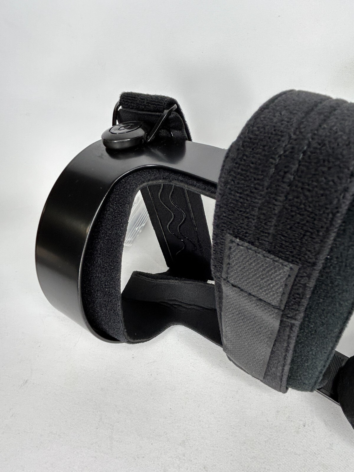 NEW ISO Preferred Small OA Dual Upright Hinge Knee Brace ISO-KN230R Right S/RT