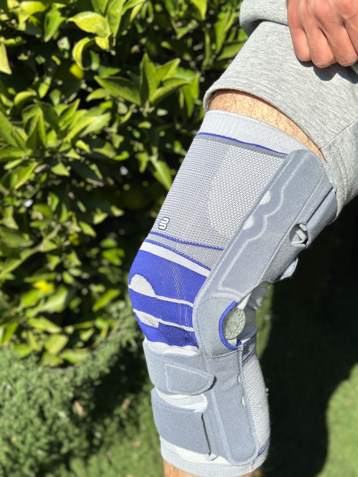 Bauerfeind Softec Genu Size 6 Right Knee Joint Brace Patella Support Sleeve