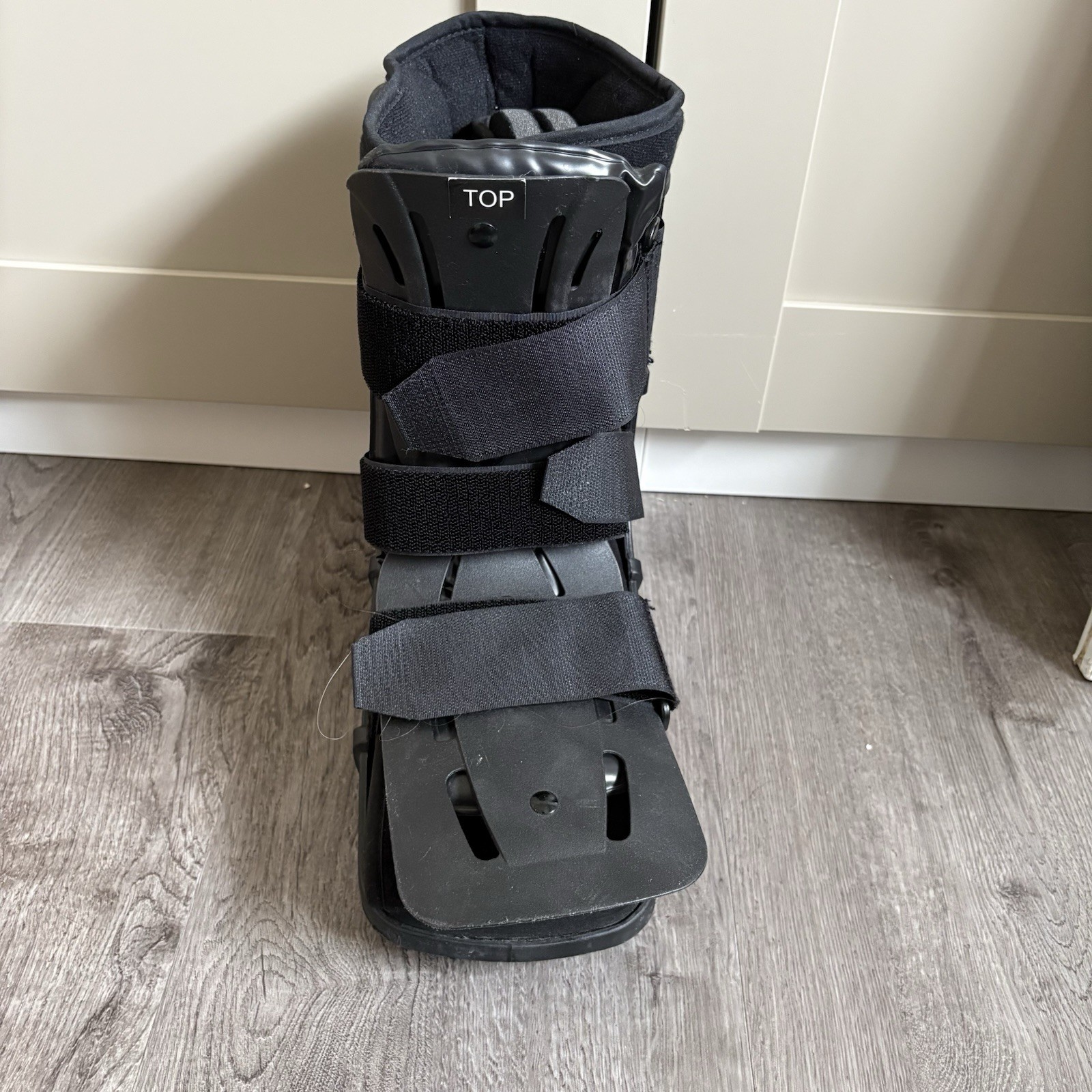 Air Trio Shell Ankle Walker Cast Walking Boot Aircast Size Medium