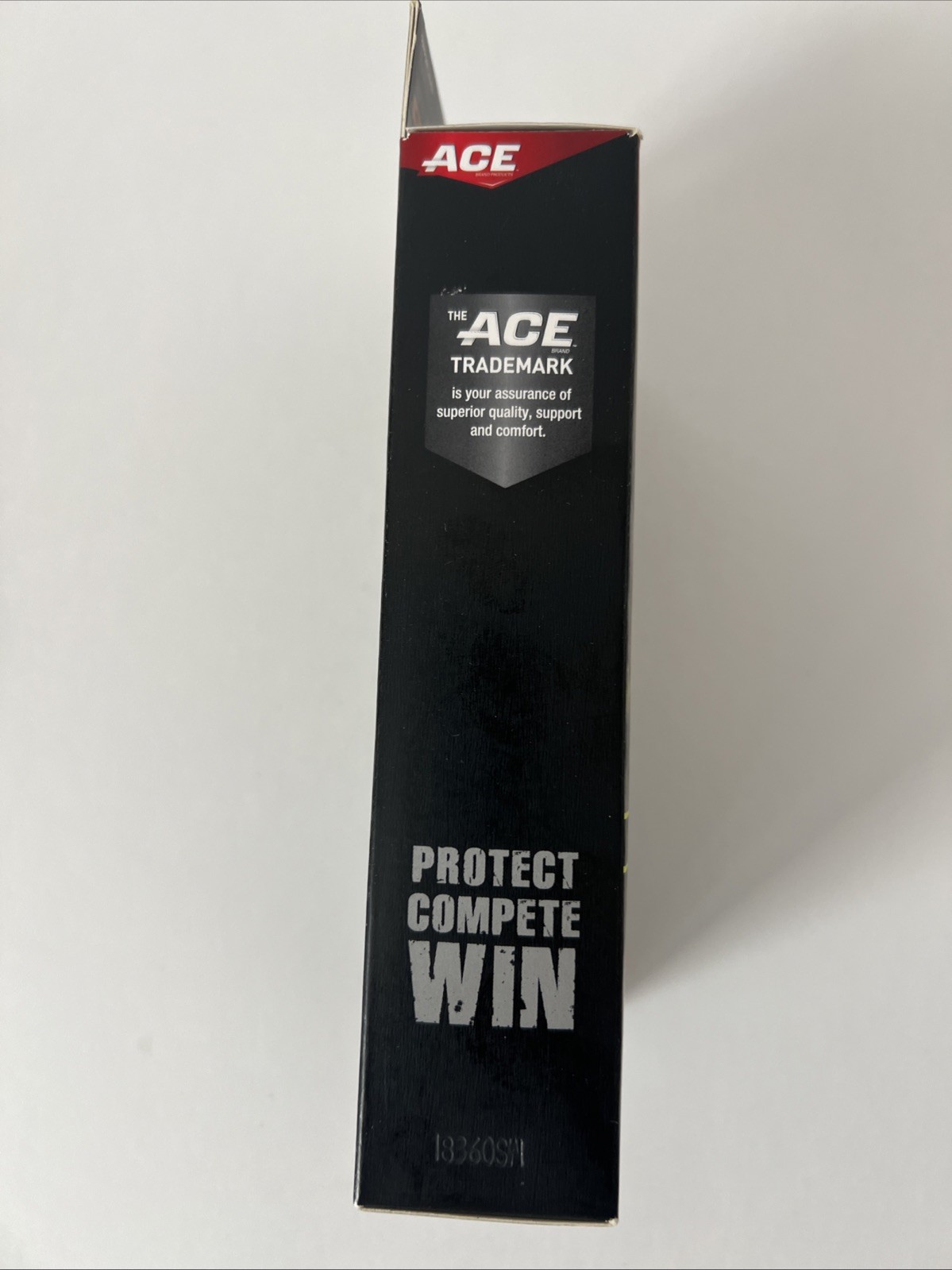 ACE Compression Elbow Sleeve with Pad Abrasion Protection L/XL