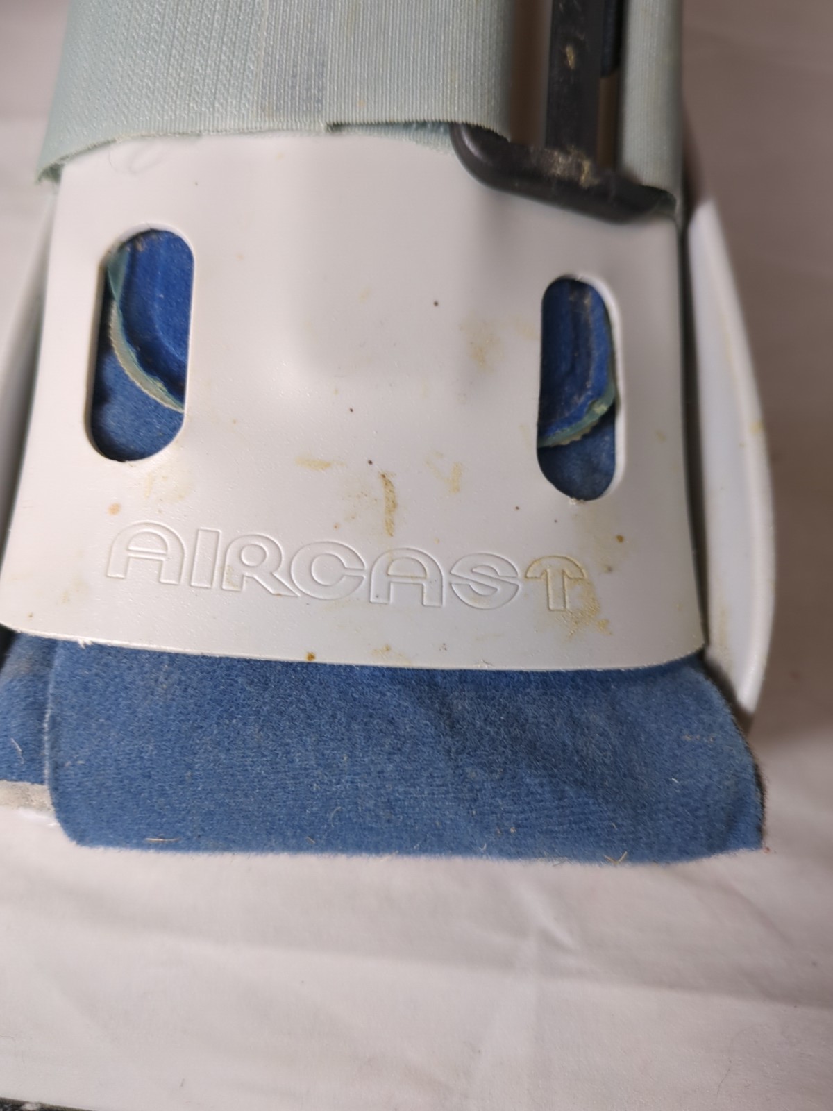 Aircast Walker Pneumatic Walking Boot Brace Medium 01P-M