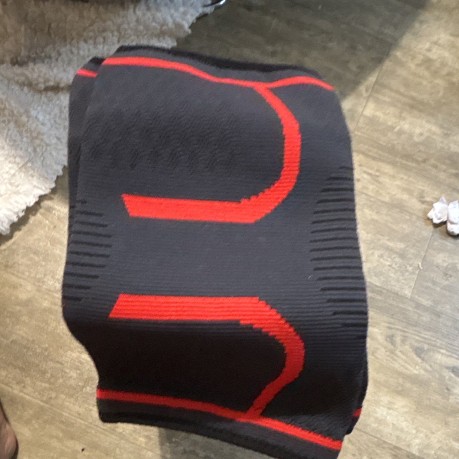 Boer Sport Knee Compression Support Sleeve Joint Protection, Size M, Black/Red