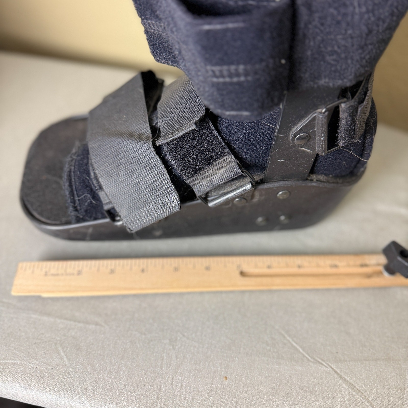 DJO MaxTrax Tall Walking Boot Medium Black Orthopedic Ankle Foot Brace