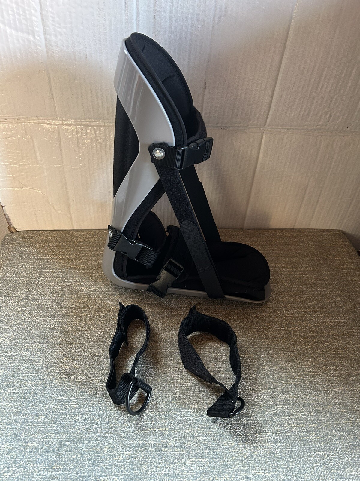 Orthopedic Walker Fracture Boot, Fits Left or Right, Size Large Black