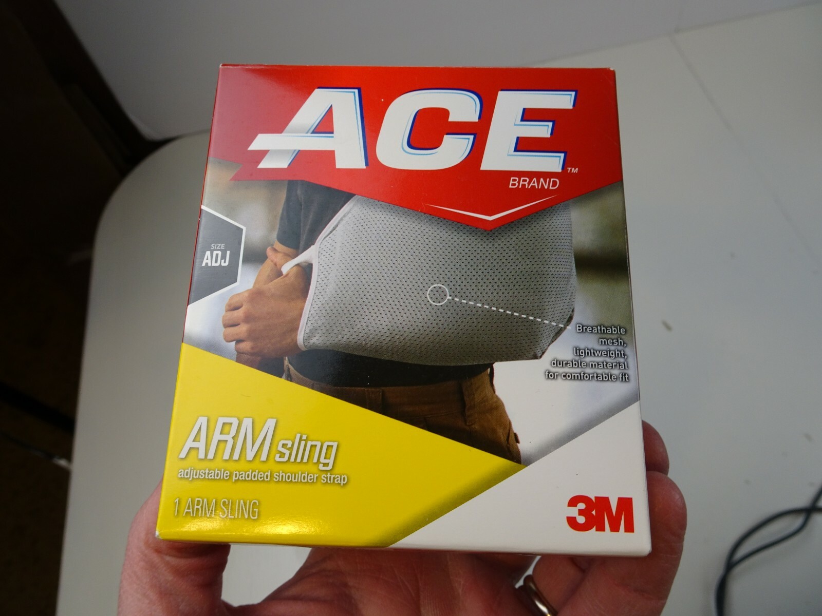 ACE Arm Sling Adjustable Padded Shoulder Strap Breathable Mesh NEW