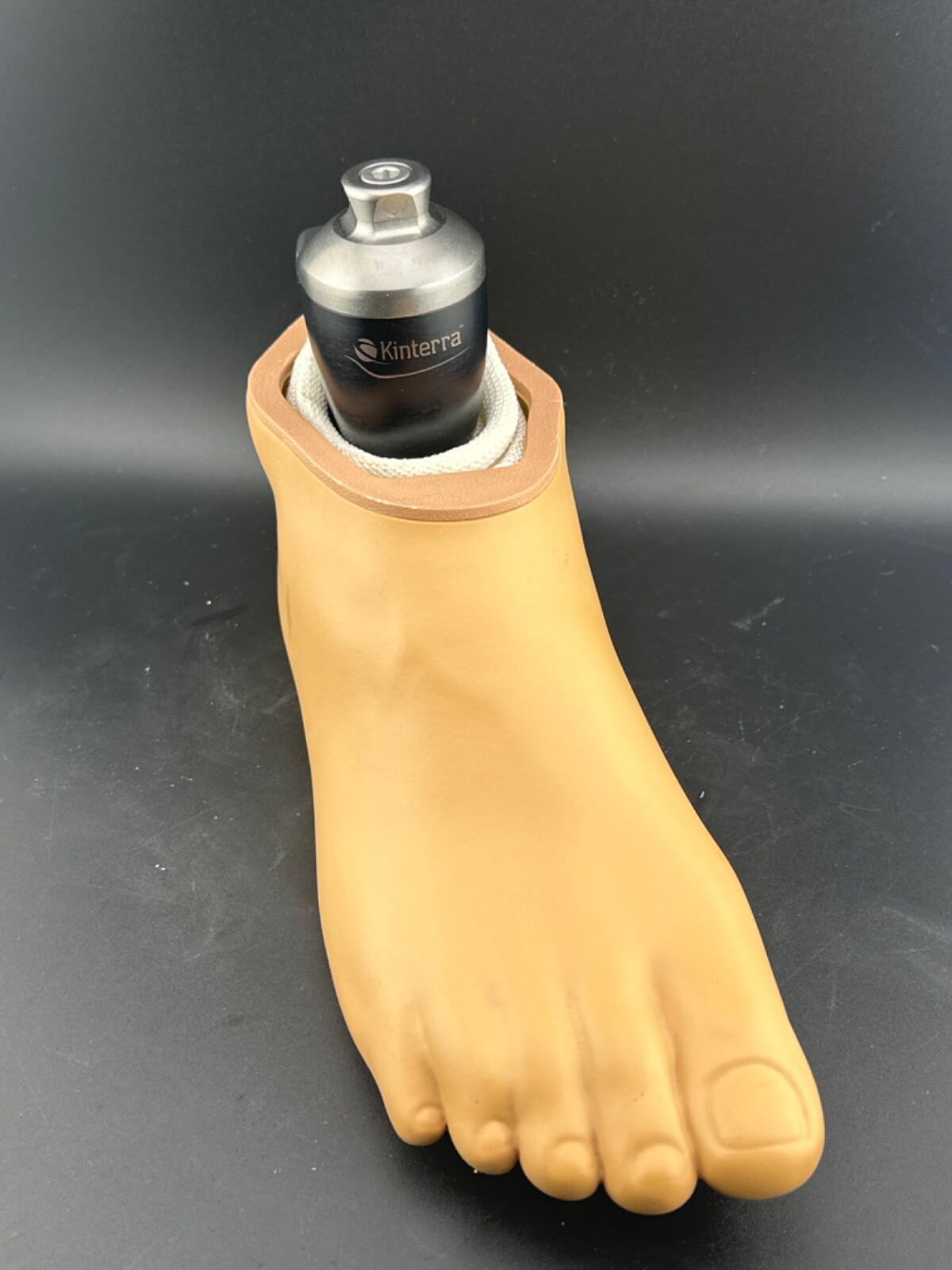 Freedom Kinterra Hydraulic Ankle Prosthetic FootSize 26, Category 5 Right Shell