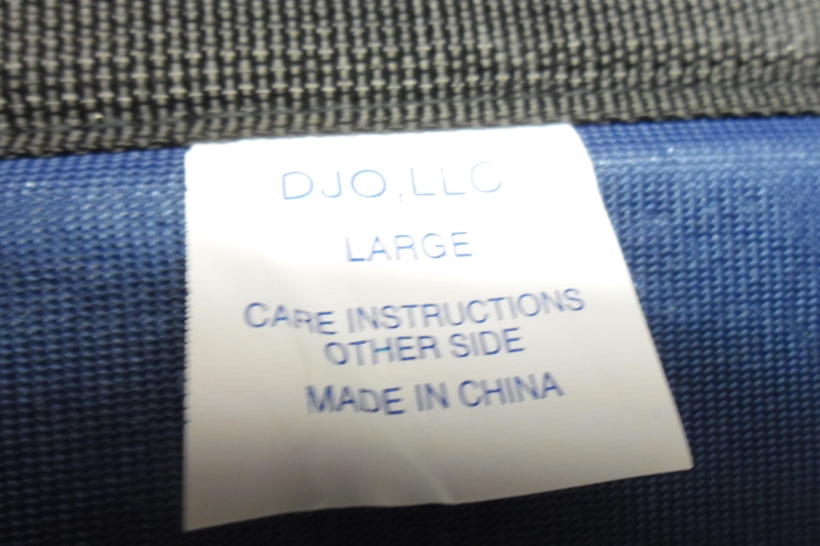 DJO LLC Super Knee/Leg Support Hook & Loop Adjustable Splint Large 24″ Long