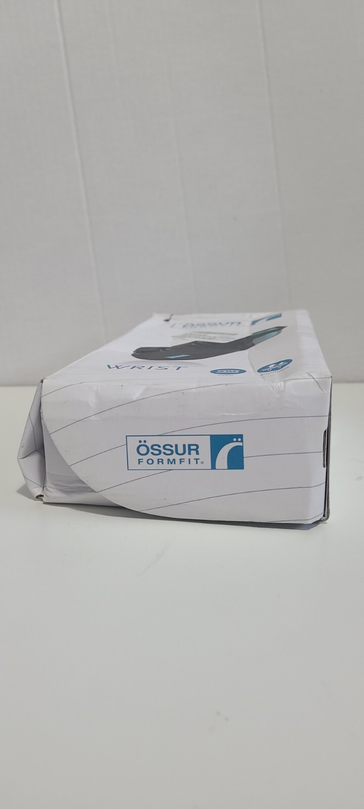 Ossur Formfit Wrist Brace for Treatment of Tendonitis Carpel Tunnel Injuries 8in