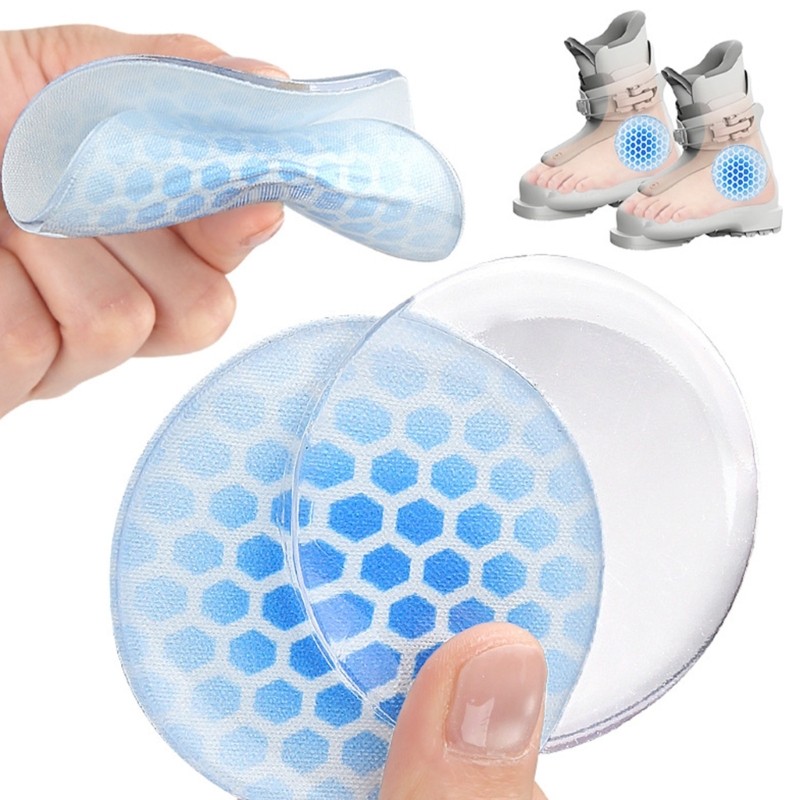 Soft Texture Leg Pads Ensuring Dry Feet and Safety Suitable for Snow Sports