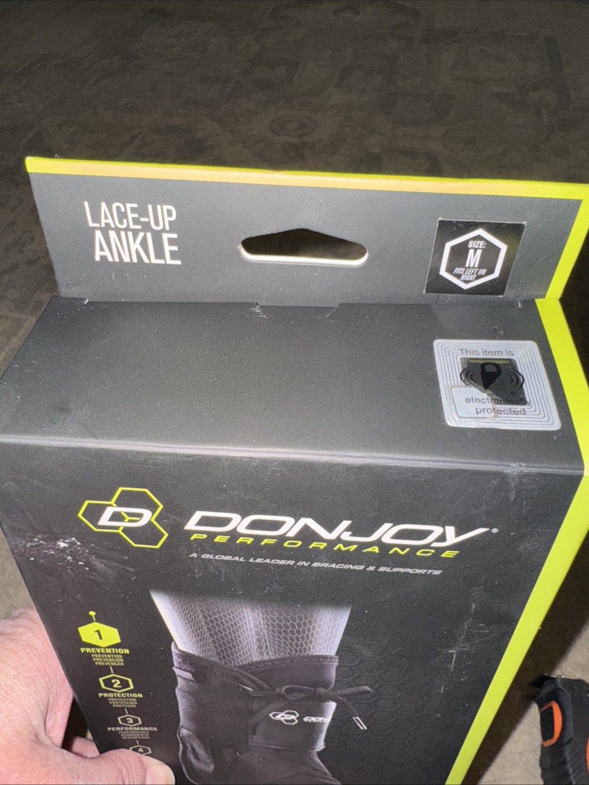 New Donjoy Right Or Left Lace Up Ankle Brace Sz Medium 12”-13” Stabilization