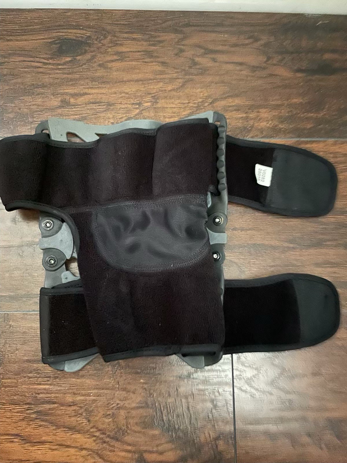 DonJoy Reaction Knee Brace XXXL Gray/Black Adjustable Stabilization 11-0215-5