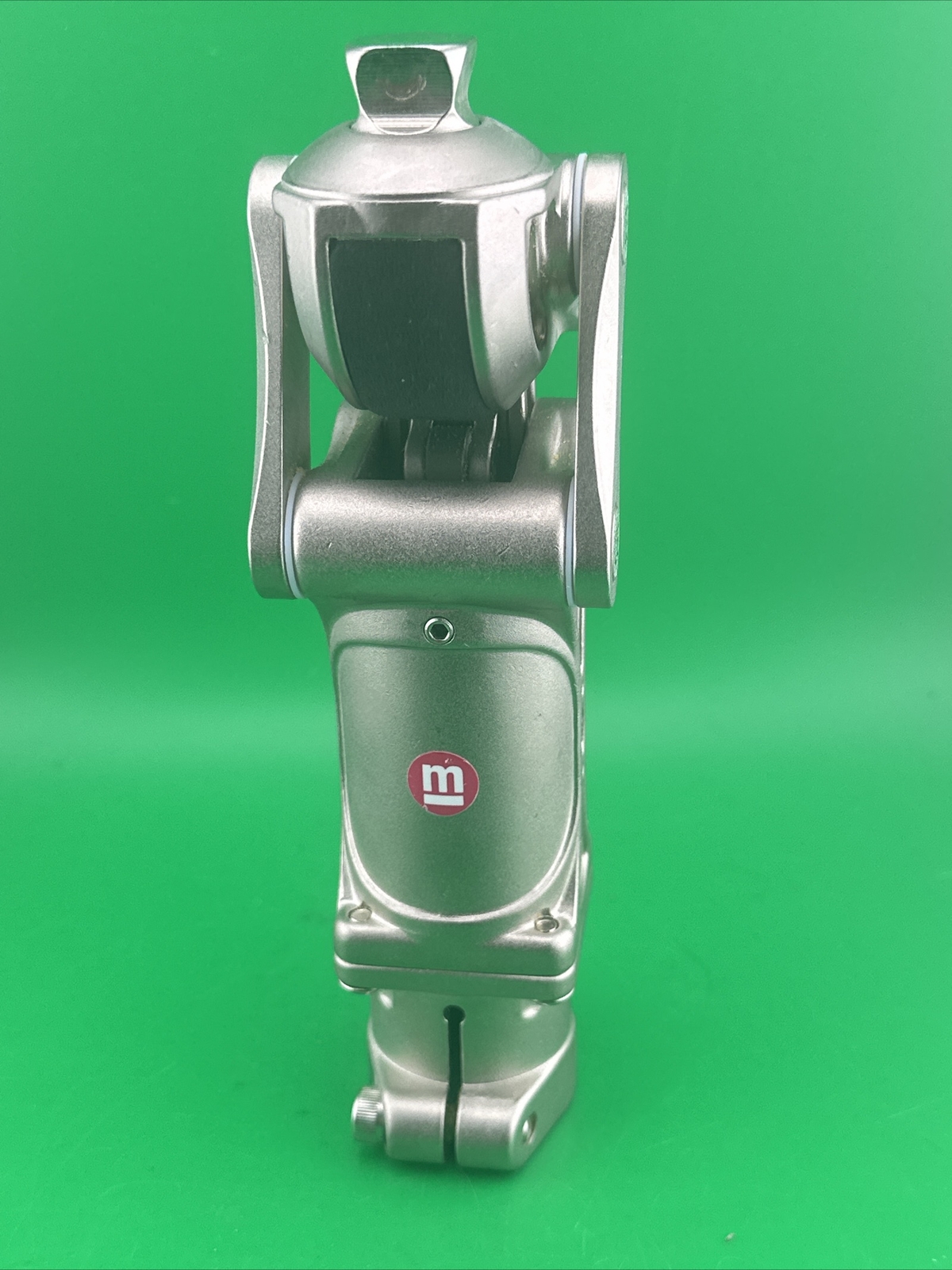 Medi Ossur OP2 Polycentric Pneumatic Prosthetic Knee.