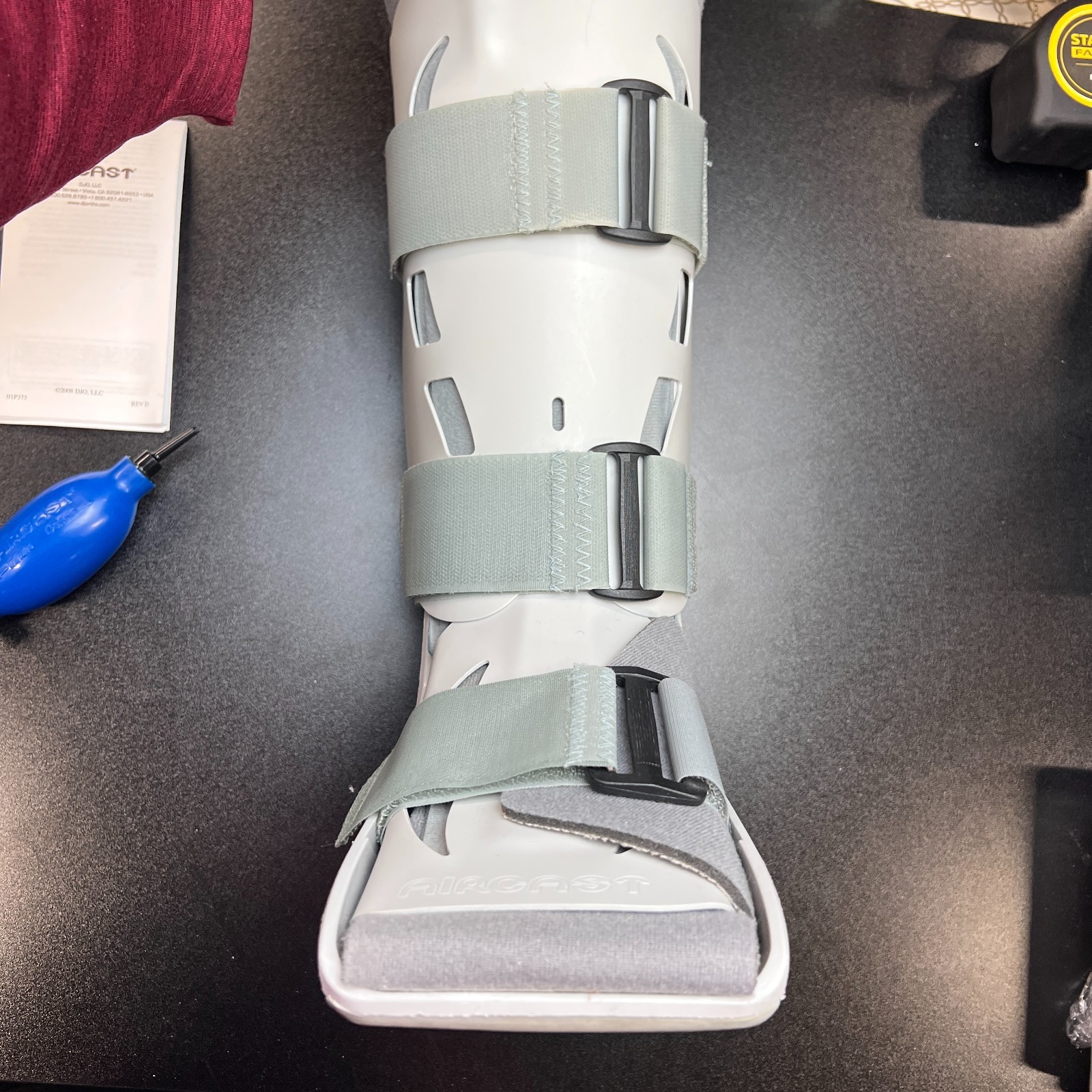Aircast XP Walker Boot Small 01P-S Pneumatic Orthopedic Foot Brace with Pump