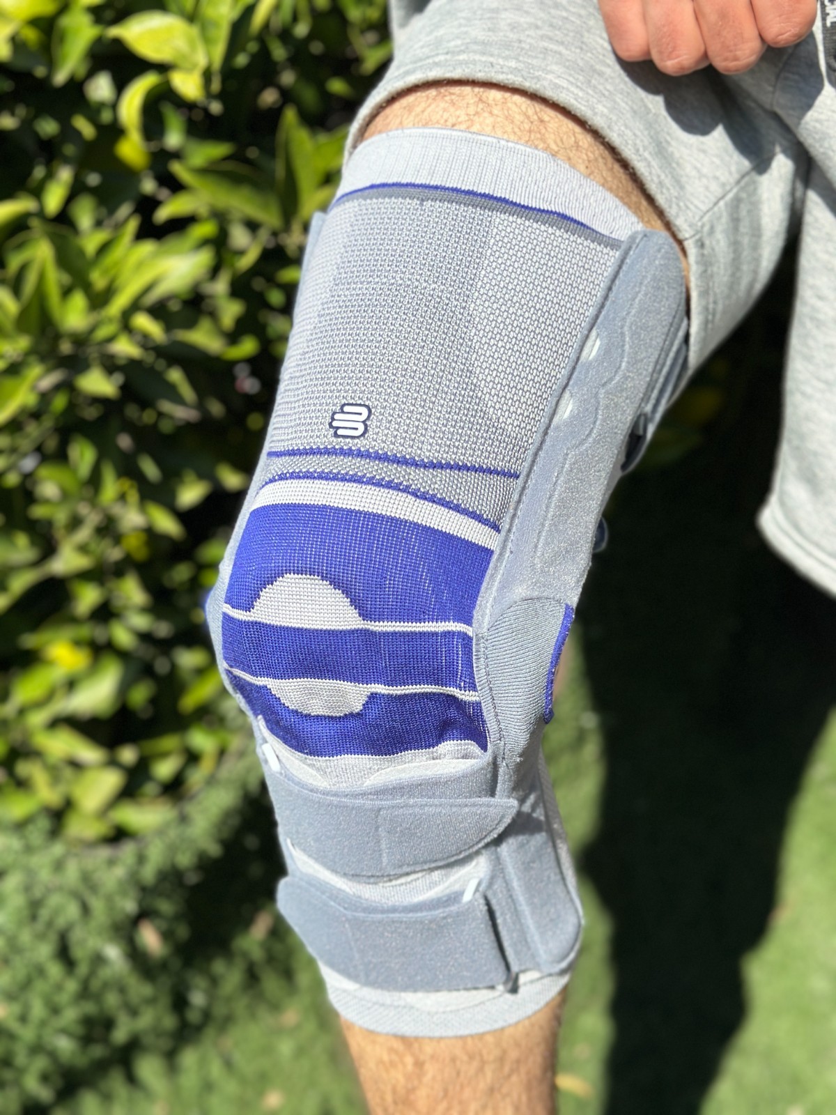 Bauerfeind Softec Genu Size 6 Right Knee Joint Brace Patella Support Sleeve