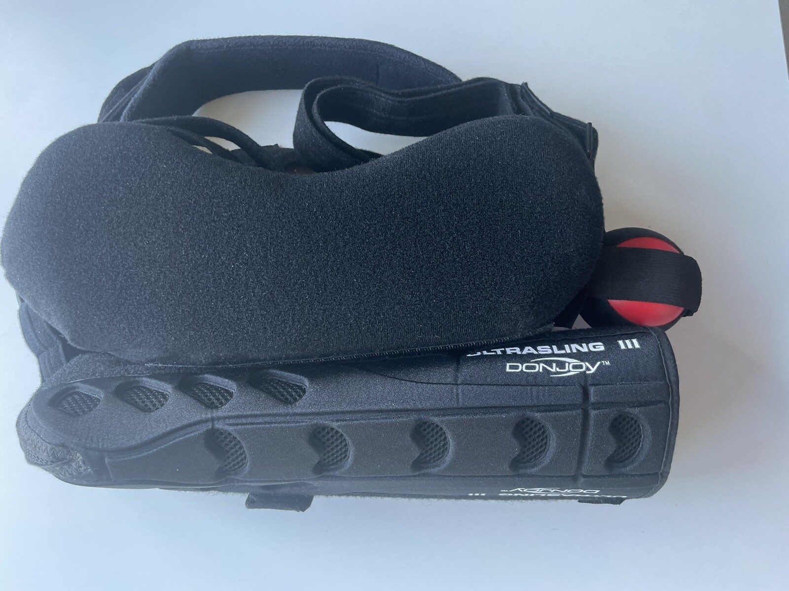 DonJoy UltraSling III, Shoulder Support Sling Black Medium -Rotator Cuff Surgery
