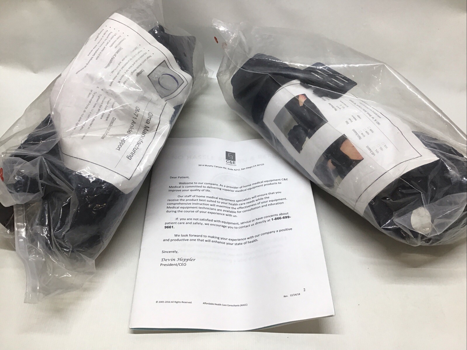 ANKLE BRACE Optima Manufacturing Pair L & R Size Small (S) New In Box OM-71