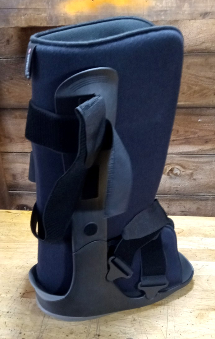 Breg Softgait Air Walker 100617-030 Leg Brace Boot Tall size M