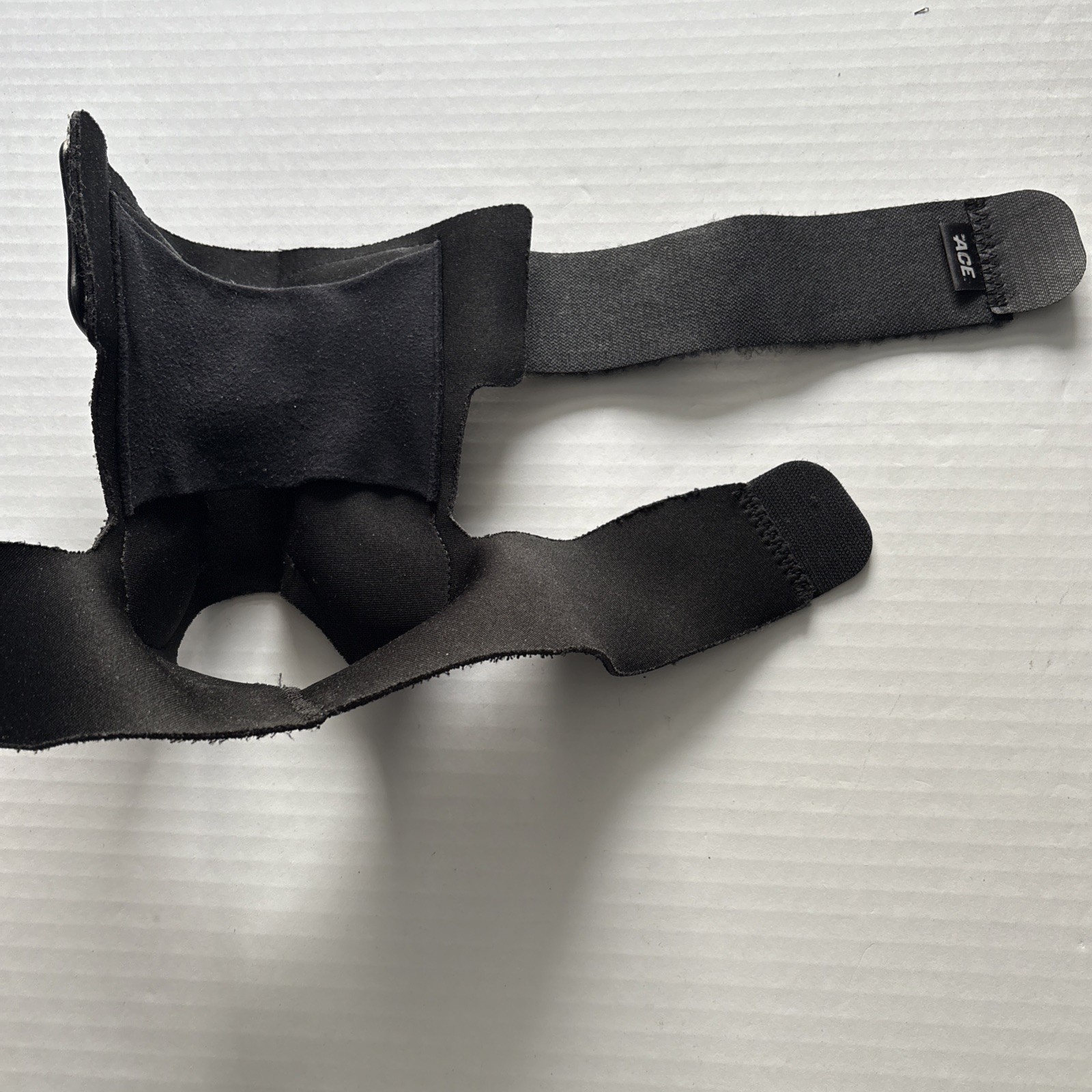 Ace Ankle Brace With Side Stabilizers