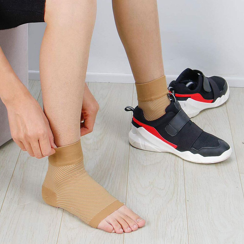 Compression Socks Circulation-Ankle Plantar Fasciitis Socks for Running Hiking