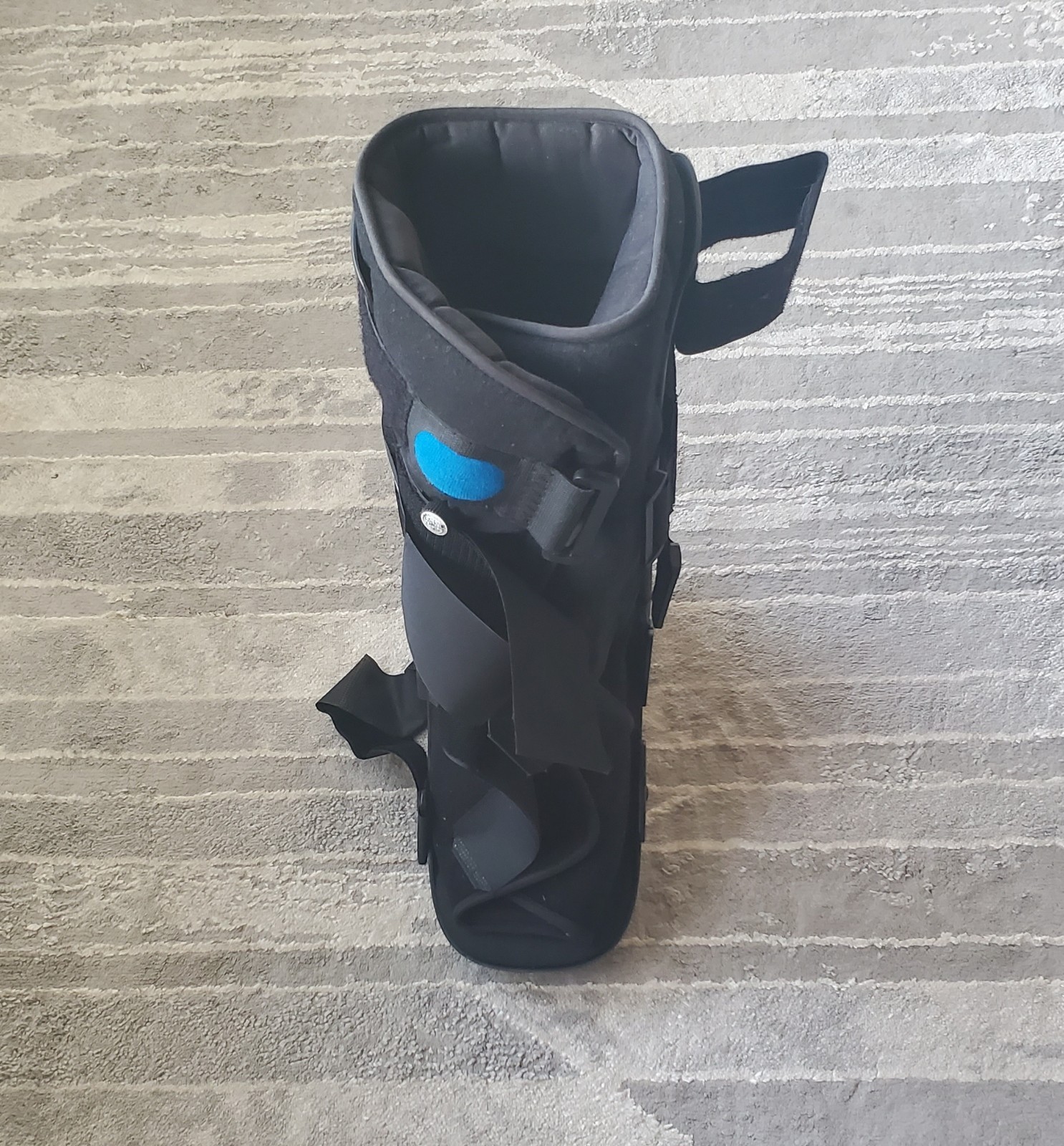 Full Achilles Walking Boot Orthopedic Brace Shoe and other equipment